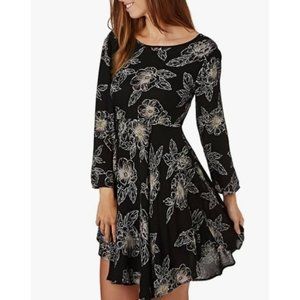 Amuse Society Stellar Mini Dress Sz S Black White Pink Floral 3/4 Sleeve Viscose